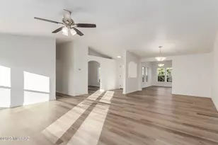 12712 S Red Horizon Trail, Vail, AZ 85641 - Photo 8