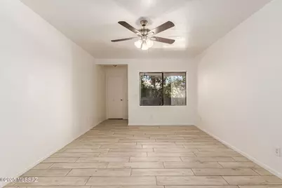 8080 E Speedway Boulevard #UNIT 414, Tucson, AZ 85710 - Photo 2