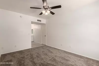 8080 E Speedway Boulevard #UNIT 414, Tucson, AZ 85710 - Photo 4