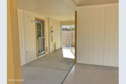 2121 S Doubletree Lane, Tucson, AZ 85713 - Photo 8