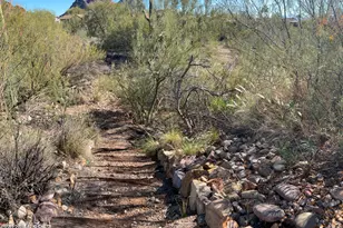 2121 S Doubletree Ln, Tucson, AZ 85713 - Photo 10