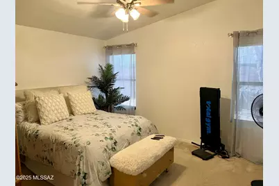 9458 E Bench Mark Loop, Tucson, AZ 85747 - Photo 12