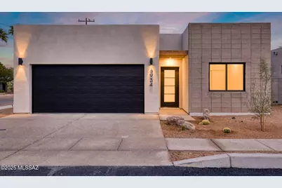 3934 E Elmwood Street, Tucson, AZ 85711 - Photo 2