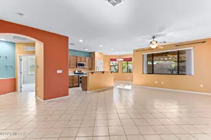 8389 W Calle Sancho Panza, Tucson, AZ 85757 - Photo 6