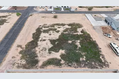 7010 Quarter Horse Run #89, Coolidge, AZ 85128 - Photo 1