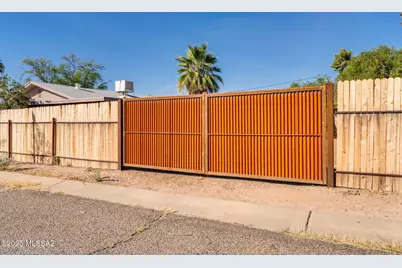 909 S Catalina Avenue, Tucson, AZ 85711 - Photo 30