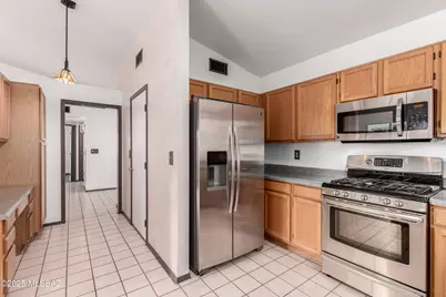 8410 E Heath Court, Tucson, AZ 85715 - Photo 14