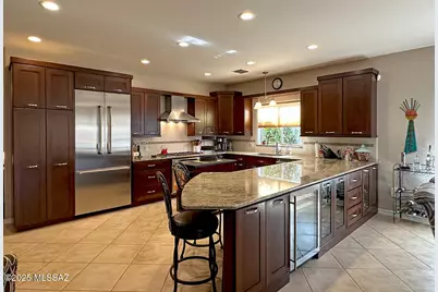 13573 N Garlenda Way, Oro Valley, AZ 85755 - Photo 2