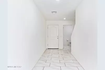 6038 S Kirtley Drive, Tucson, AZ 85706 - Photo 4