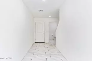 6038 S Kirtley Dr, Tucson, AZ 85706 - Photo 4