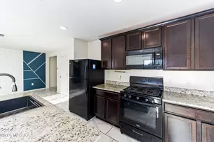 6038 S Kirtley Dr, Tucson, AZ 85706 - Photo 14