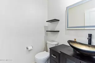 6038 S Kirtley Dr, Tucson, AZ 85706 - Photo 32