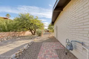 5802 N Camino Arizpe, Tucson, AZ 85718 - Photo 30