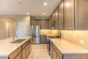 1446 E Blue Granite Dr, Green Valley, AZ 85614 - Photo 18