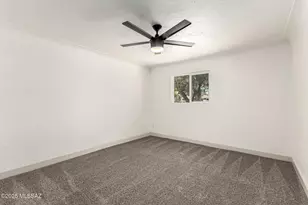 1010 E Gifford Dr, Tucson, AZ 85719 - Photo 26