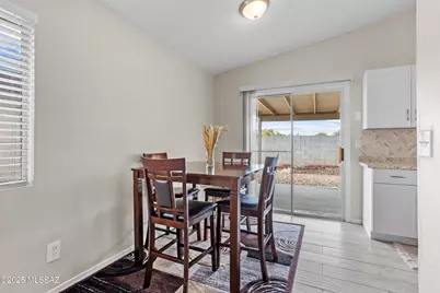 8961 E Alderpoint Way, Tucson, AZ 85730 - Photo 10