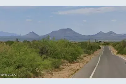 15305 Diamond Bell Ranch Road #353, Tucson, AZ 85736 - Photo 2