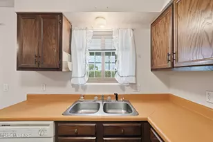 1041 S Abrego Dr, Green Valley, AZ 85614 - Photo 12