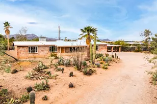 3205 N View Crest Dr, Tucson, AZ 85745 - Photo 4