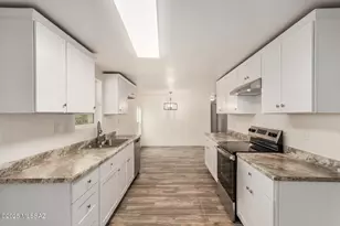 6810 W Kay Lynn Dr, Tucson, AZ 85735 - Photo 12