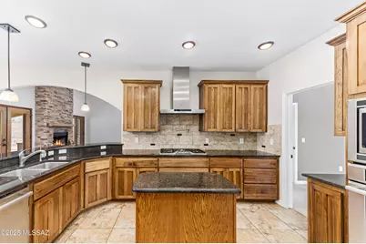 42 N Atrisco Drive, Vail, AZ 85641 - Photo 16