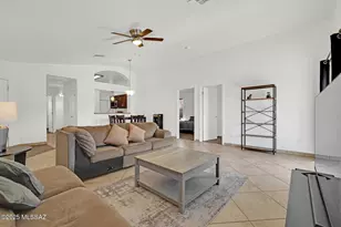 6450 E Cyclone Dr, Tucson, AZ 85730 - Photo 6