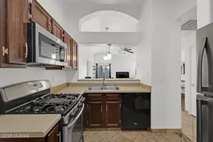 6450 E Cyclone Dr, Tucson, AZ 85730 - Photo 4