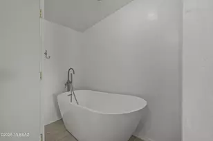 12757 S Red Horizon Trail, Vail, AZ 85641 - Photo 6