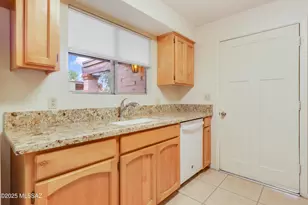 4223 E Presidio Rd, Tucson, AZ 85712 - Photo 10