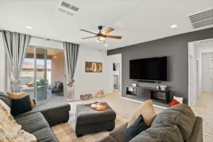 10678 W Harrigan Dr, Marana, AZ 85653 - Photo 16
