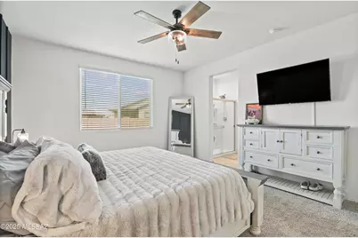 10678 W Harrigan Drive, Marana, AZ 85653 - Photo 20