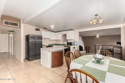 7140 E Port Au Prince Place, Tucson, AZ 85710 - Photo 12