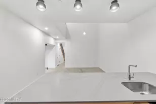 25 W Lalo Way, Tucson, AZ 85701 - Photo 8