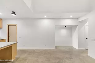 25 W Lalo Way, Tucson, AZ 85701 - Photo 10