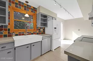 2561 E Cerrada Adelita, Tucson, AZ 85718 - Photo 6