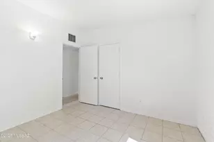 802 E Graybill Dr, Tucson, AZ 85719 - Photo 20