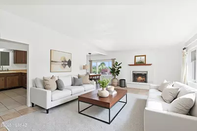 802 E Graybill Drive, Tucson, AZ 85719 - Photo 2