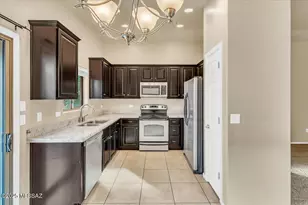 7555 E Majestic Palm Ln, Tucson, AZ 85756 - Photo 24
