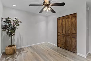 5658 E Linden St, Tucson, AZ 85712 - Photo 18