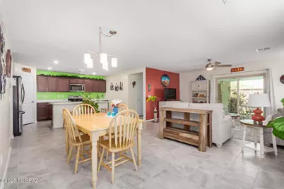 9472 Desert Fauna Loop, Tucson, AZ 85747 - Photo 12