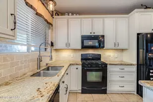 17148 S Mesa Shadows Dr, Vail, AZ 85641 - Photo 12