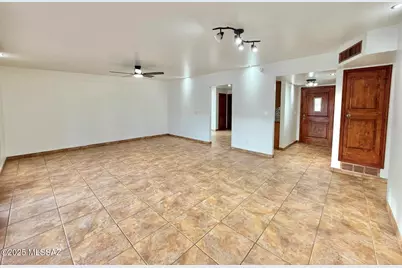 9430 E 30th Street, Tucson, AZ 85710 - Photo 22