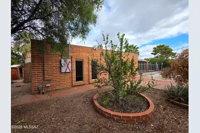 8438 E 5th Street, Tucson, AZ 85710 - Photo 40