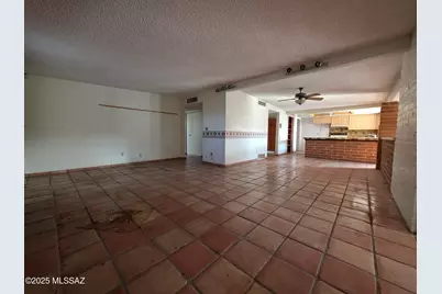 8438 E 5th Street, Tucson, AZ 85710 - Photo 12