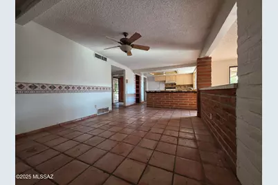 8438 E 5th Street, Tucson, AZ 85710 - Photo 14