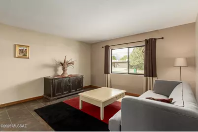 212 E La Espina, Green Valley, AZ 85614 - Photo 16