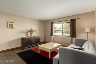 212 E La Espina, Green Valley, AZ 85614 - Photo 16