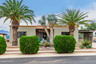 212 E La Espina, Green Valley, AZ 85614 - Photo 2