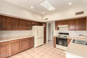 3161 E Cardenas Dr, Vail, AZ 85641 - Photo 14