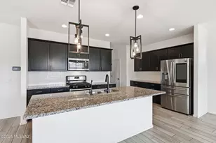 675 N Nestled Hummingbird Ln, Sahuarita, AZ 85629 - Photo 4